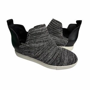 Chelsea & Violet Cielo Flyknit Wedge  Slip-On Sneakers Sz 8.5